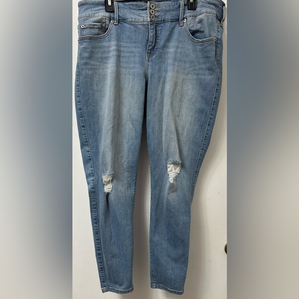 Torrid Sky Blue Ripped Jeggings